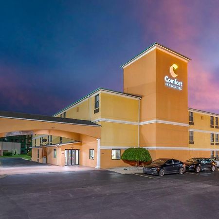 Comfort Inn & Suites Cincinnati Eastgate Exterior foto