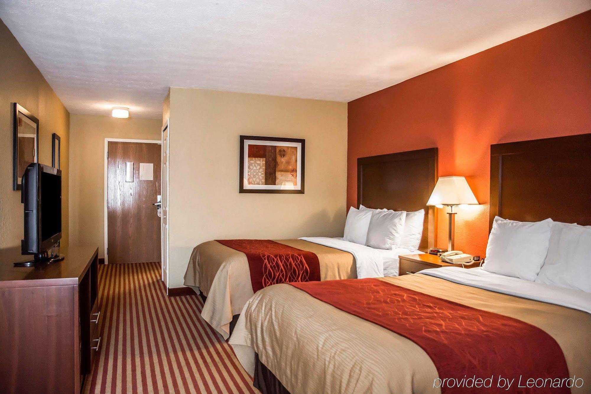 Comfort Inn & Suites Cincinnati Eastgate Exterior foto