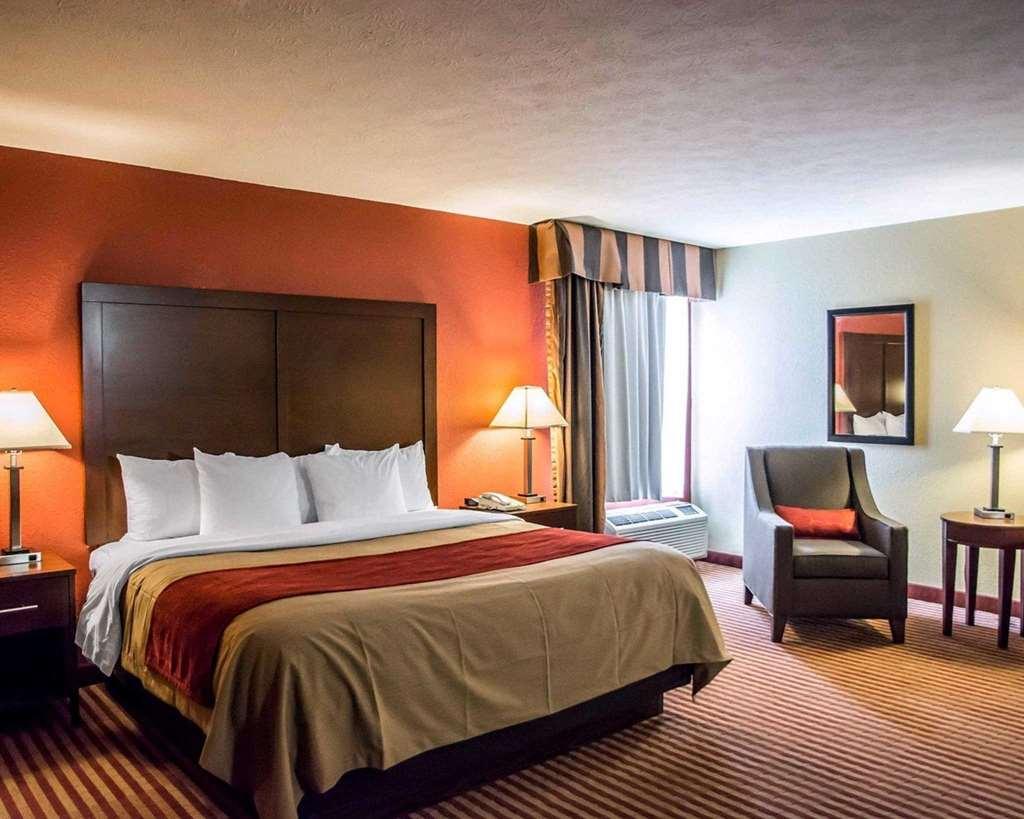 Comfort Inn & Suites Cincinnati Eastgate Zimmer foto